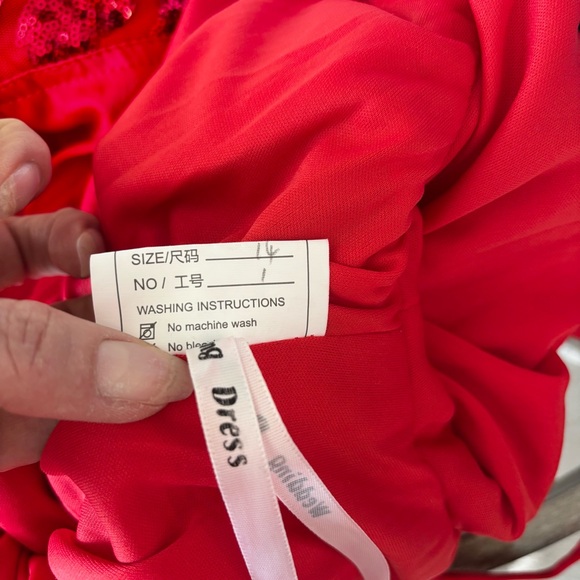 NWOT Long Red Dress with Sequins Long Sleeve Size L/14 - Picture 9 of 11